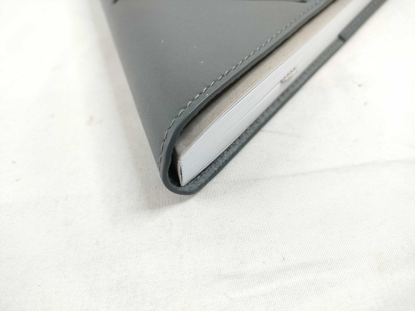 BOTTEGA VENETA Leather Triangle Memo Other Accessories