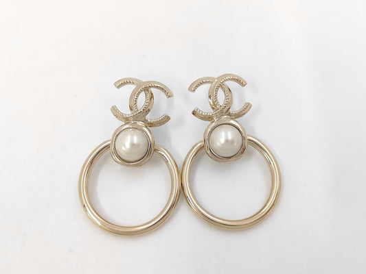 CHANEL B22C GP Pearl Earrings
