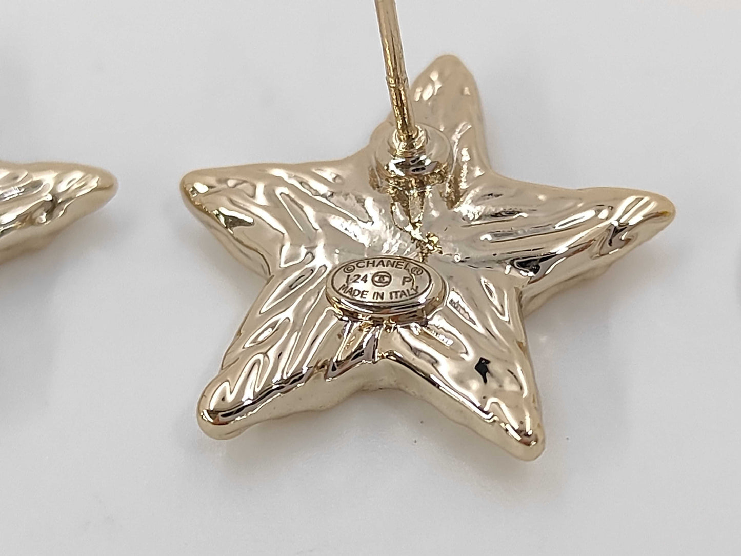 CHANEL I24P GP Earrings