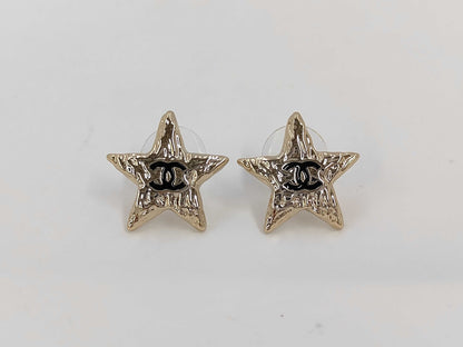 CHANEL I24P GP Earrings