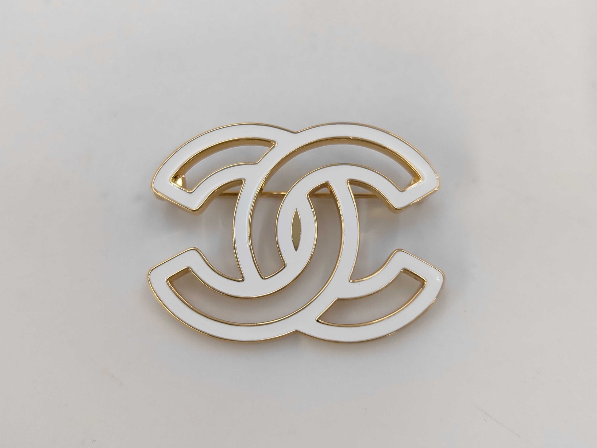 CHANEL B24A GP Brooch