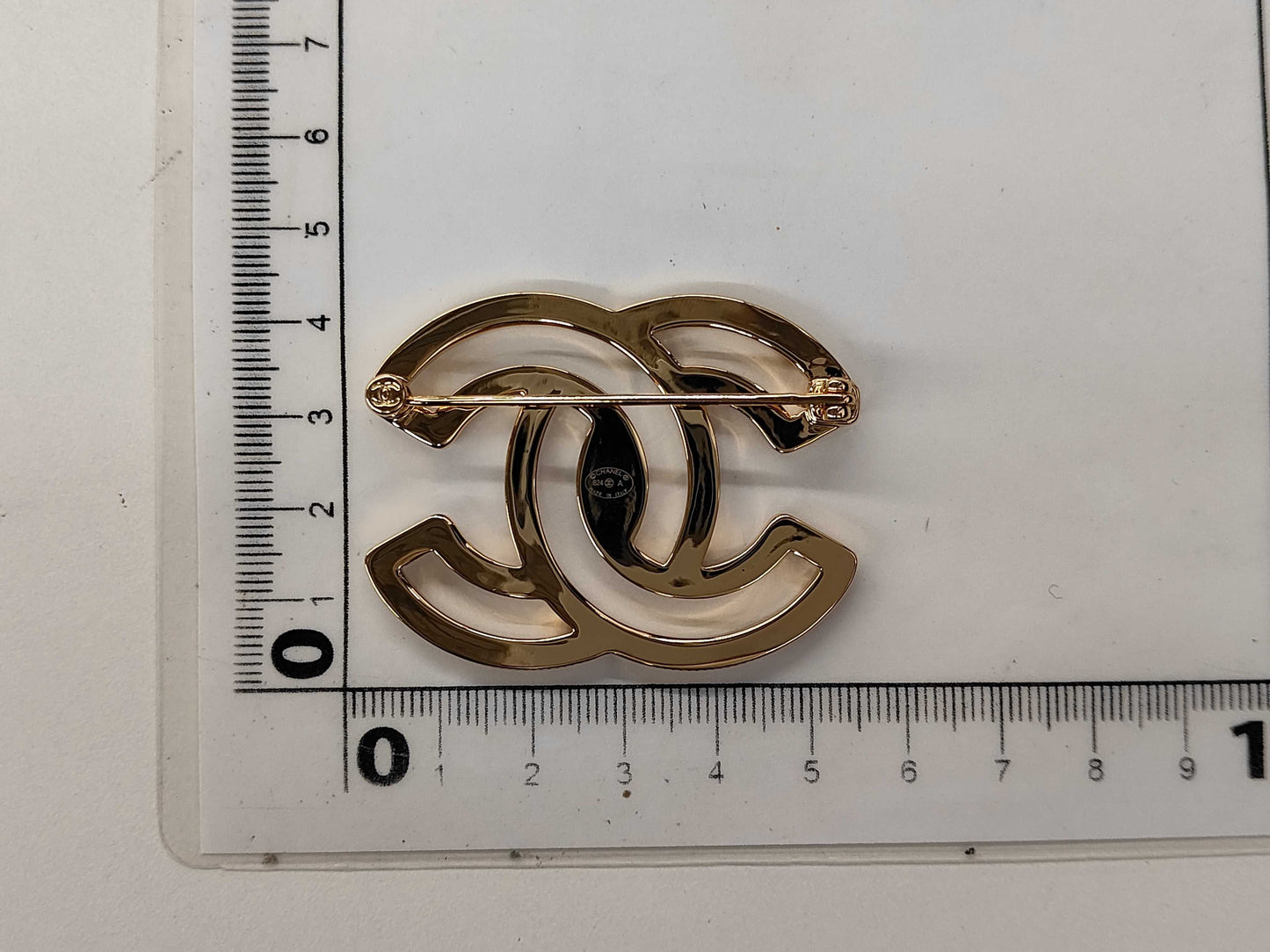 CHANEL B24A GP Brooch