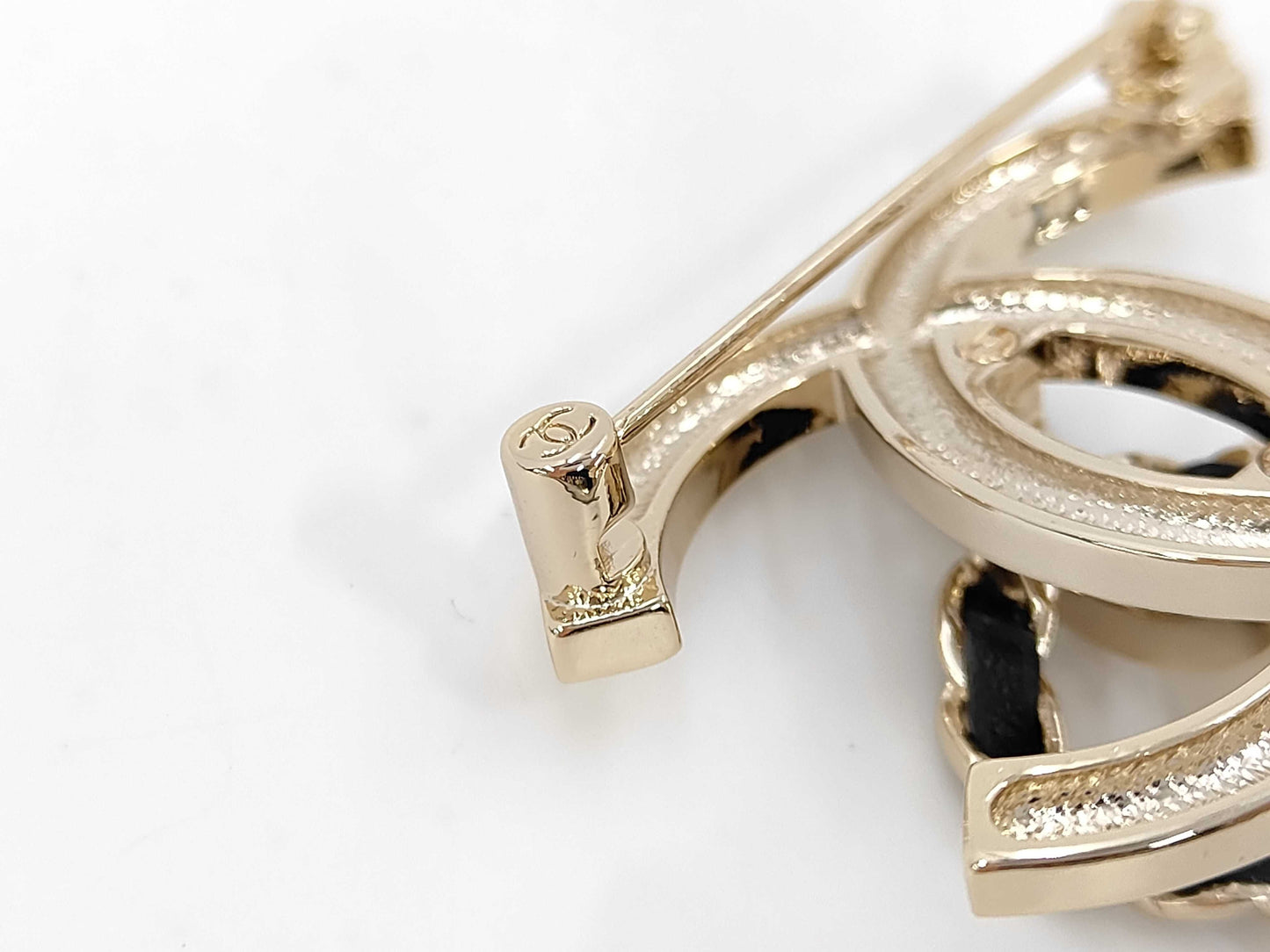 CHANEL B23C GP Resin Leather Brooch