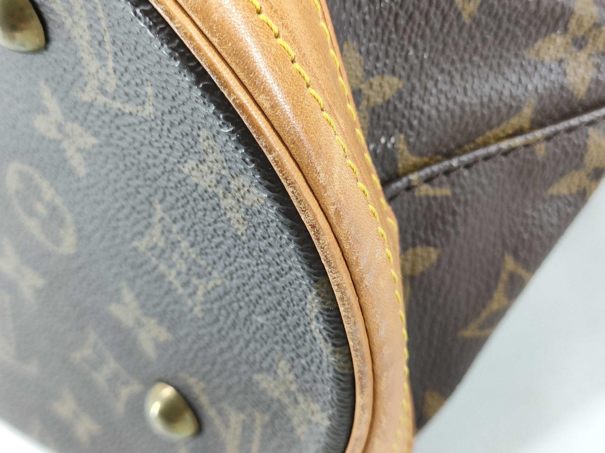 LOUIS VUITTON Monogram Bucket PM M42238 Tote Bag