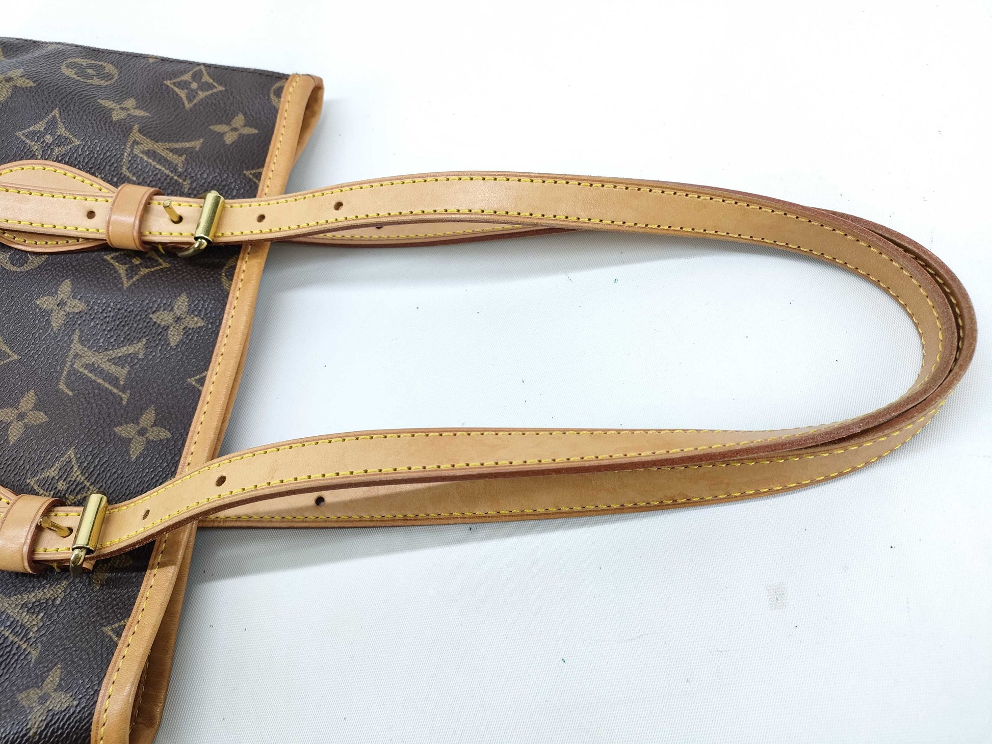 LOUIS VUITTON Monogram Bucket PM M42238 Tote Bag