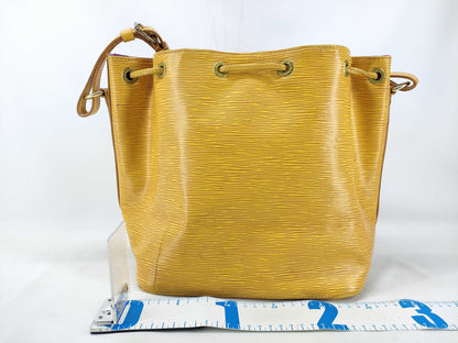 LOUIS VUITTON Epi Leather Petit Noe M44109 AR0935 Epi Leather Tassili Yellow Shoulder Bag