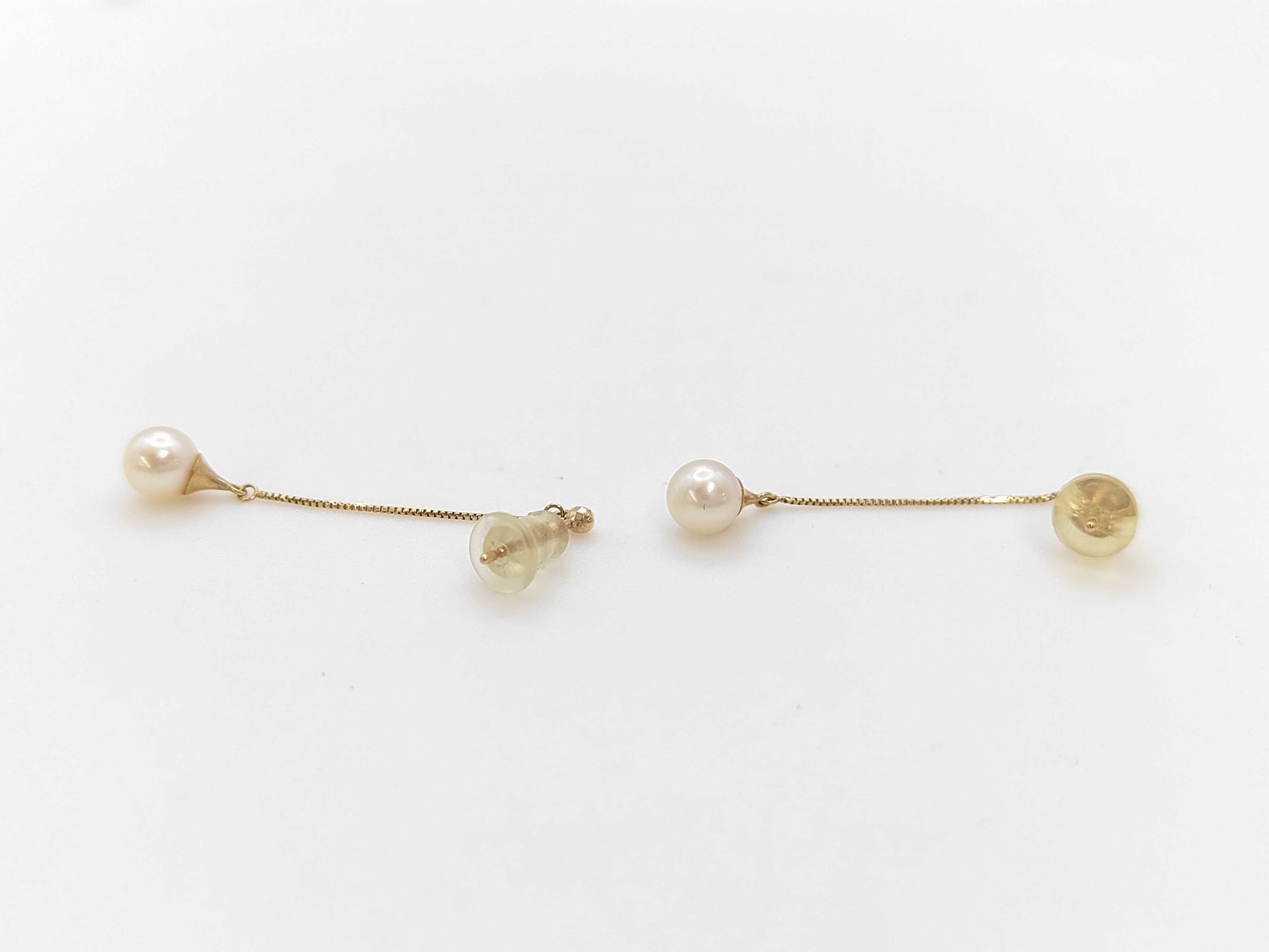 Pearl earrings, diameter approximately 5.1mm, K10, 0.8g 