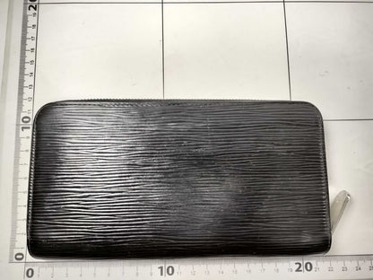 LOUIS VUITTON Epi Zippy Organizer Wallet