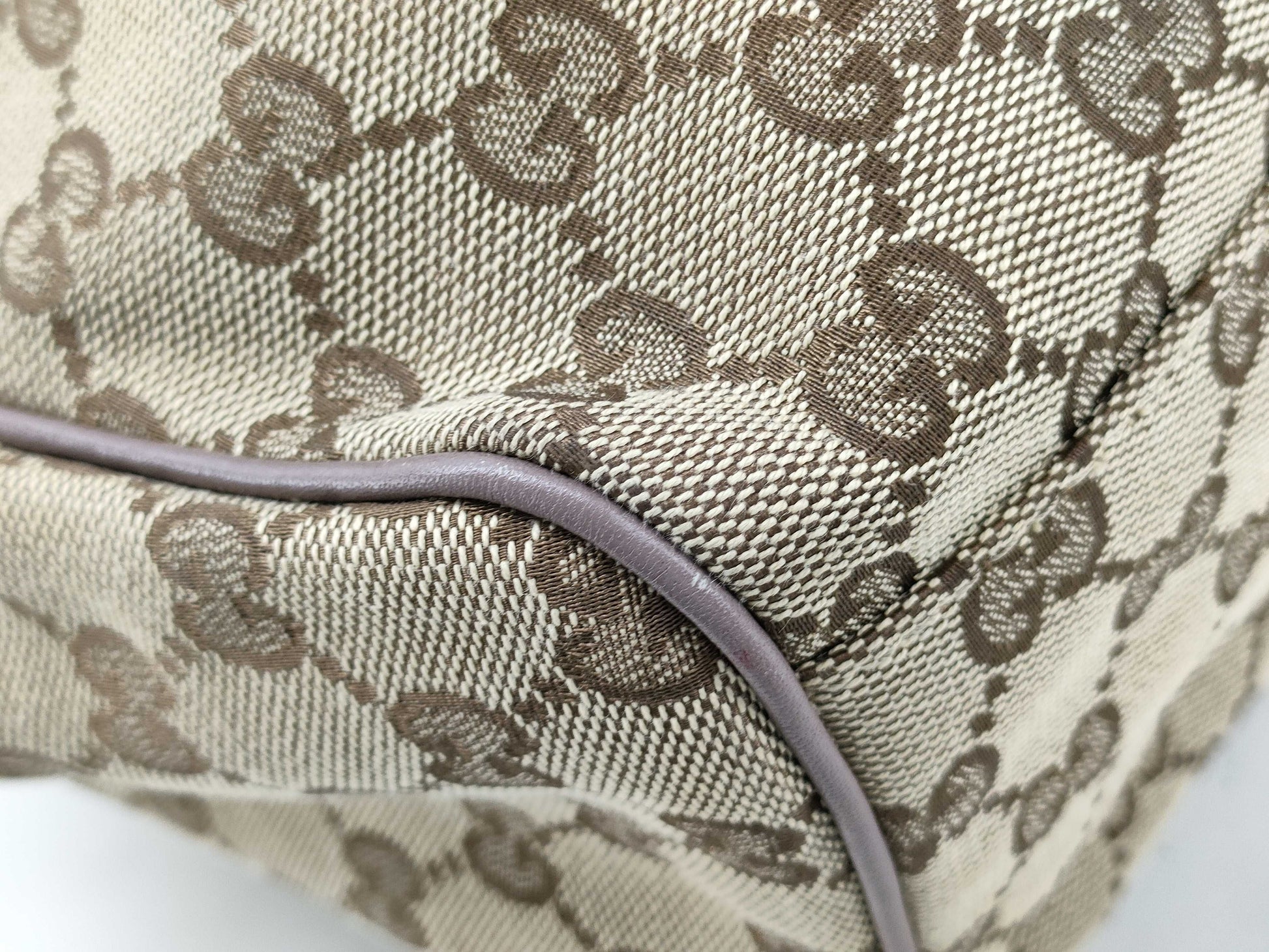 GUCCI GG Canvas Sukey Handbag GG Canvas Leather 211944 Handbag