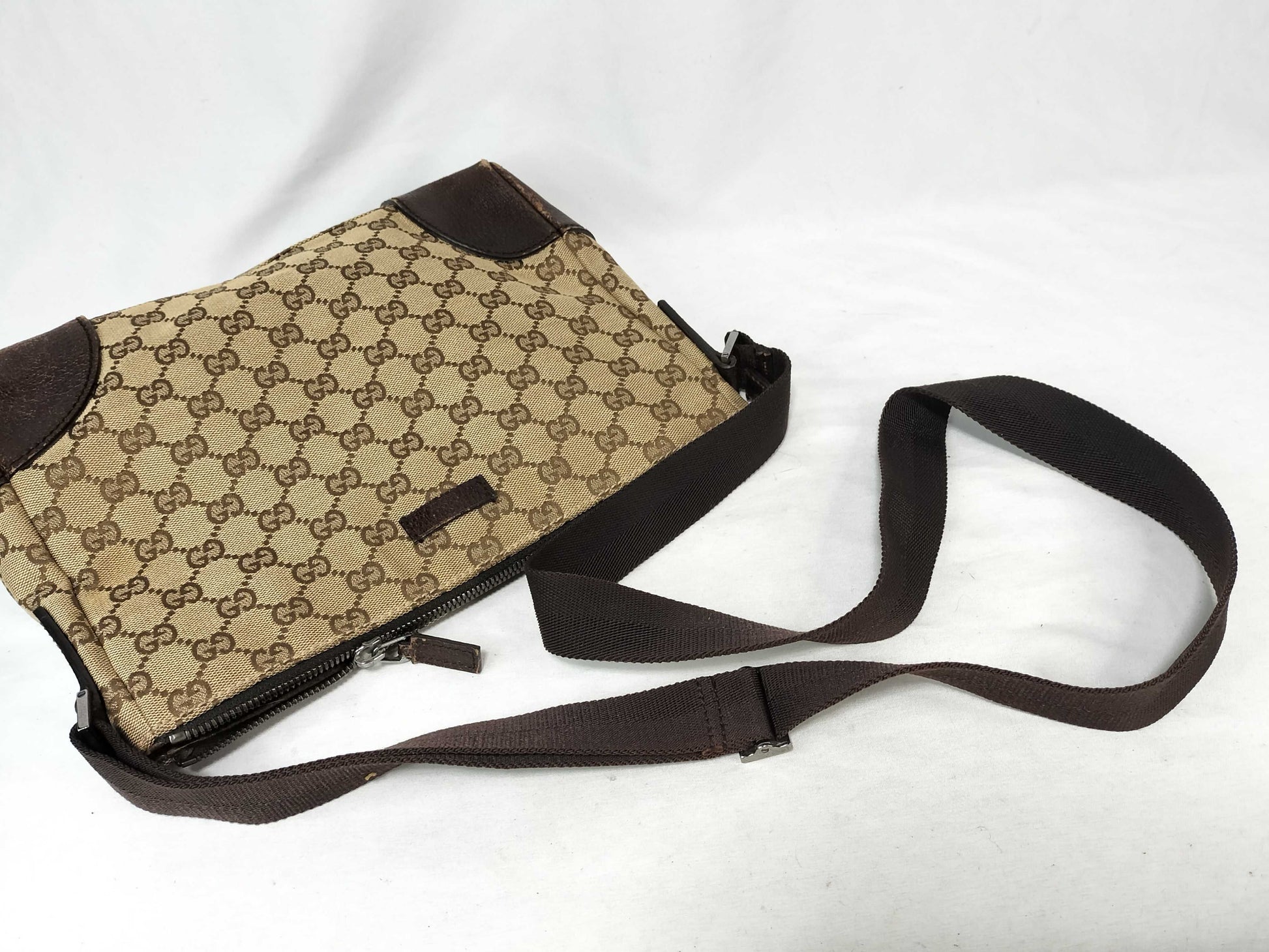 GUCCI GG Canvas Shoulder Bag GUCCI Gucci GG Canvas Shoulder Bag