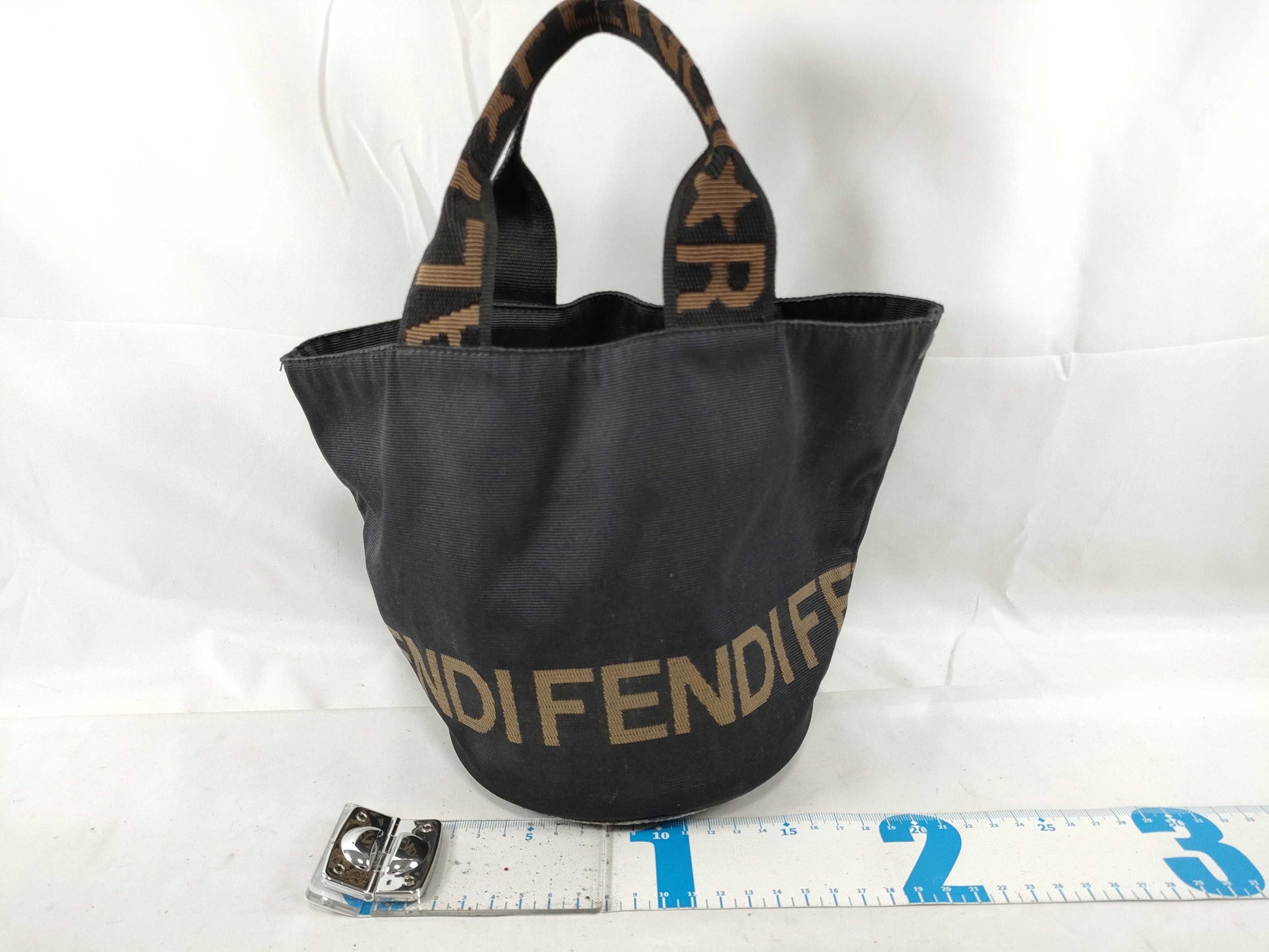 FENDI FENDI Fendi Handbag Black Handbag