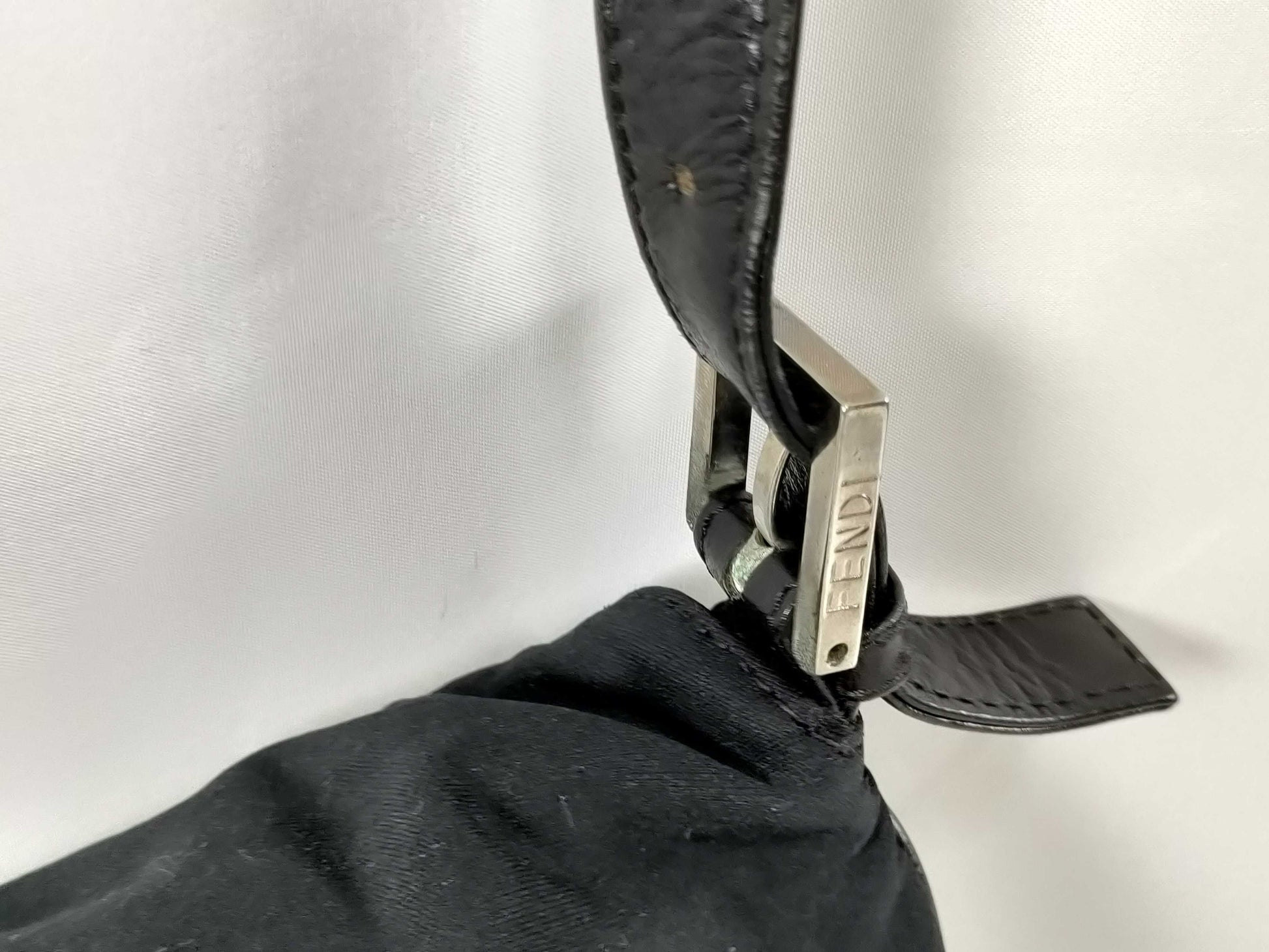 FENDI FENDI Fendi Shoulder Bag Black Shoulder Bag