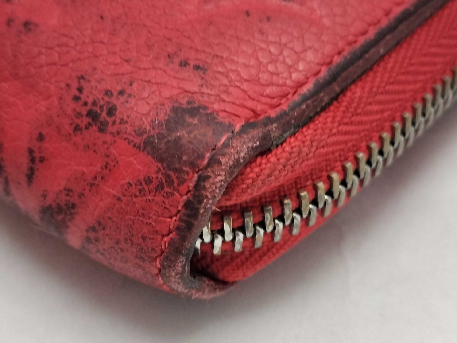 LOUIS VUITTON Monogram Empreinte Louis Vuitton Monogram Wallet