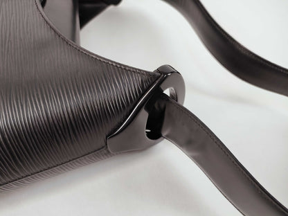 LOUIS VUITTON Epi Louis Vuitton Epi Versault Shoulder Bag