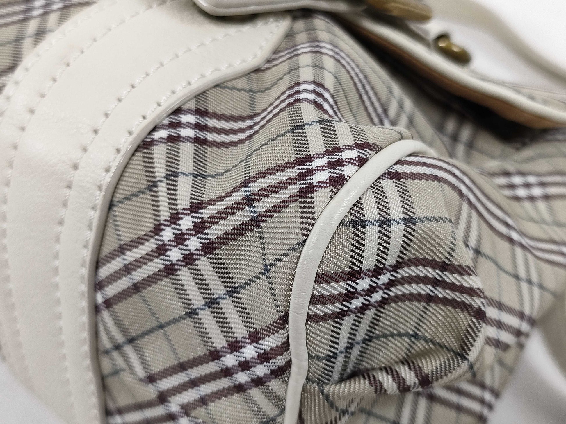 BURBERRY Nova Check Shoulder Bag