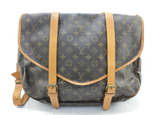 LOUIS VUITTON Monogram Saumur M42252 Shoulder Bag