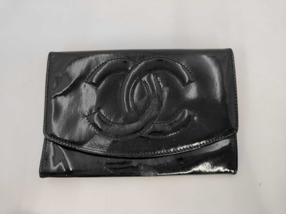 CHANEL Patent Enamel Coco Mark Long Wallet
