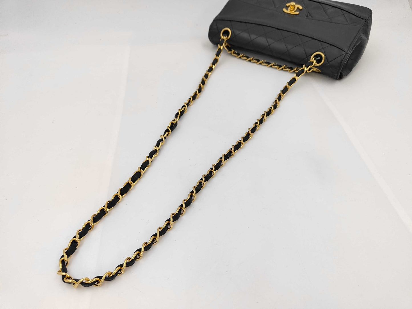 CHANEL CHANEL Design Stitch Matelasse Shoulder Bag Black