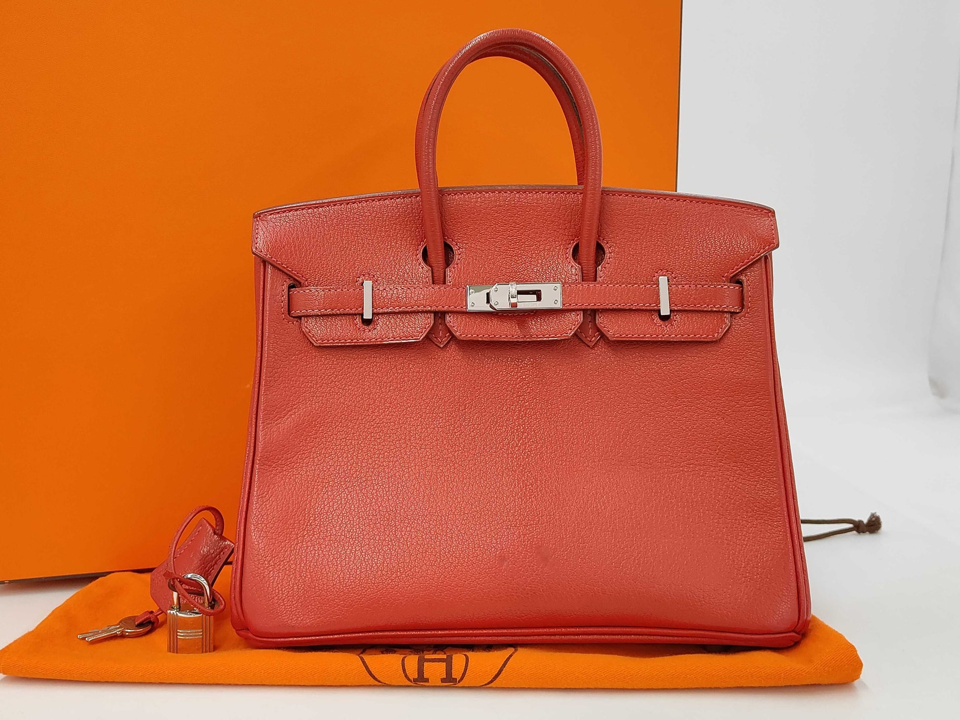 HERMES Birkin 25 Togo Red Handbag with Silver Hardware and J Stamp