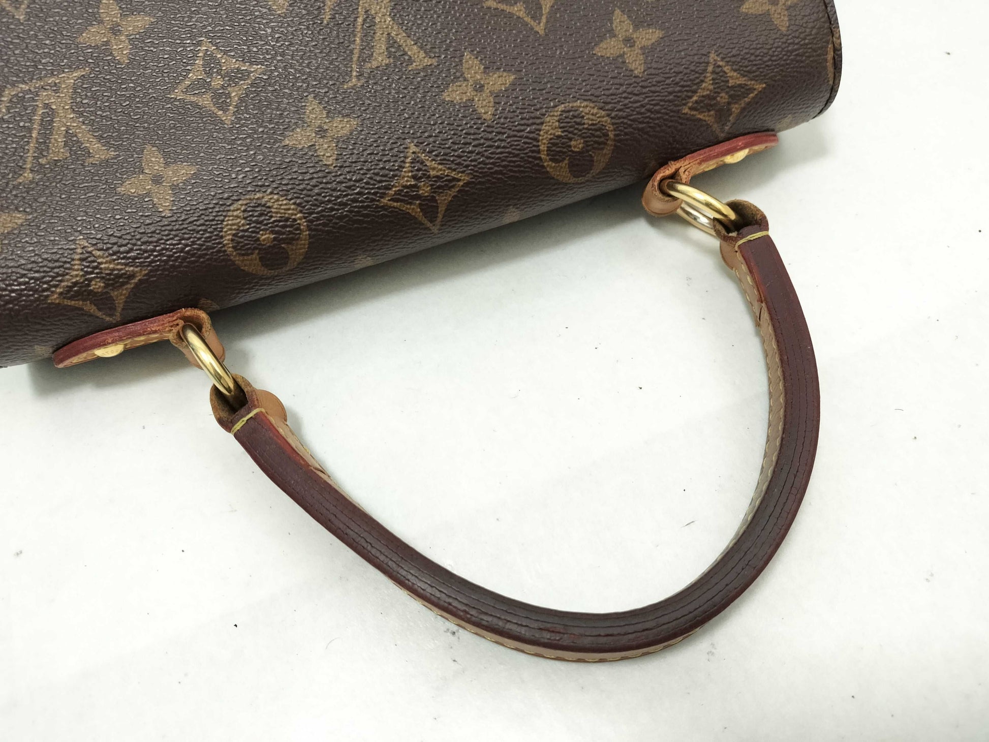 LOUIS VUITTON Monogram LV Cluny BB Monogram Brown Handbag