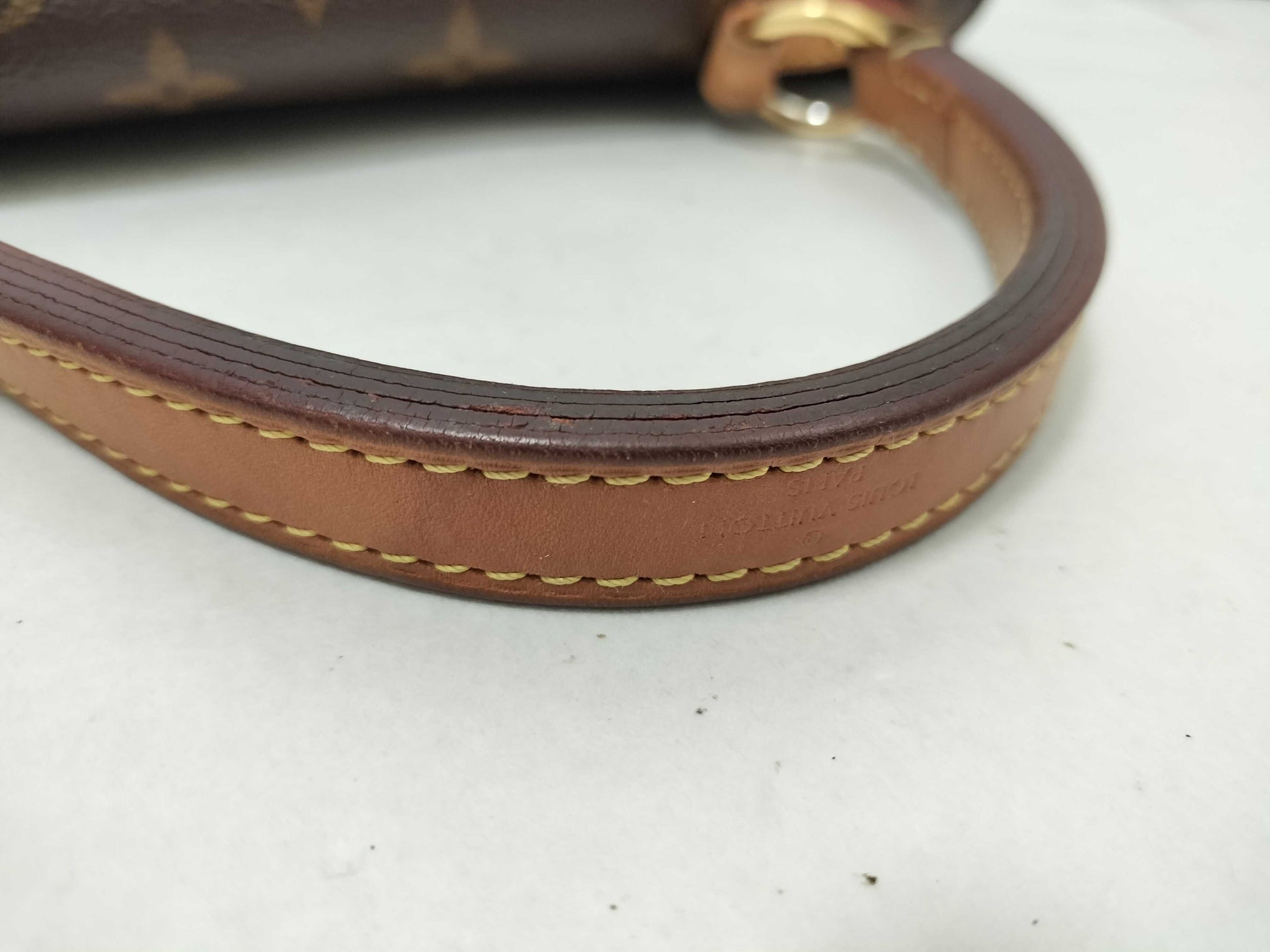 LOUIS VUITTON Monogram LV Cluny BB Monogram Brown Handbag