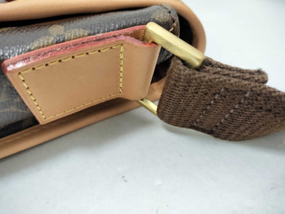 LOUIS VUITTON Monogram LV Messenger Bosphore PM Monogram Brown Shoulder Bag