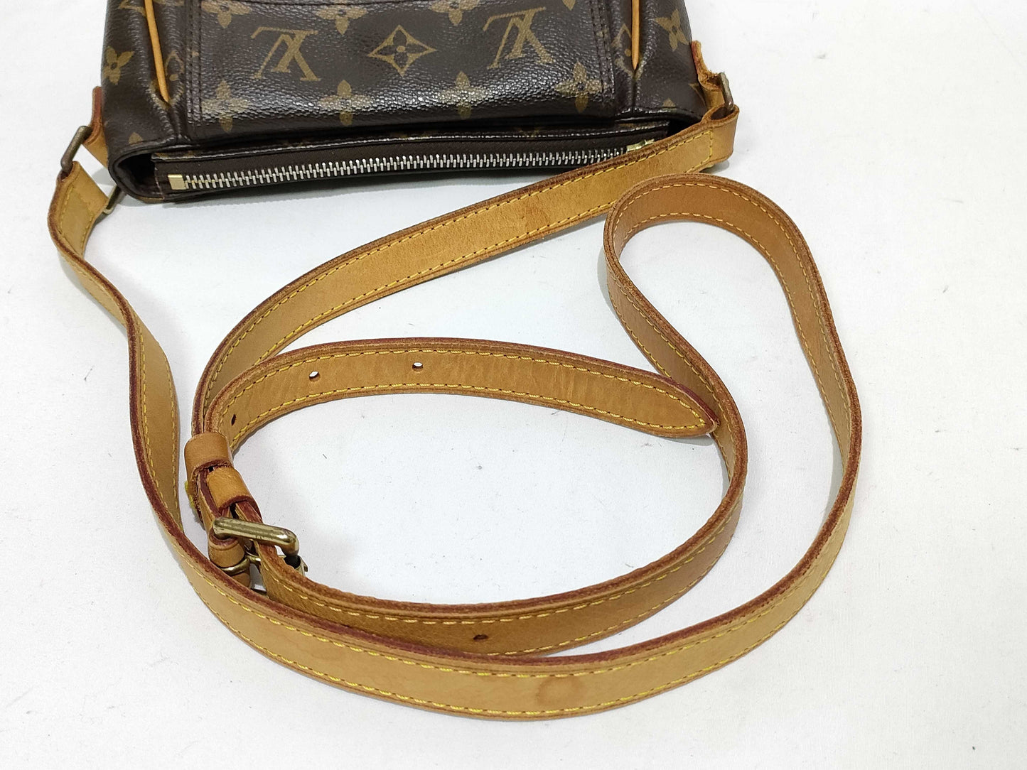 LOUIS VUITTON Monogram LV Shoulder Bag