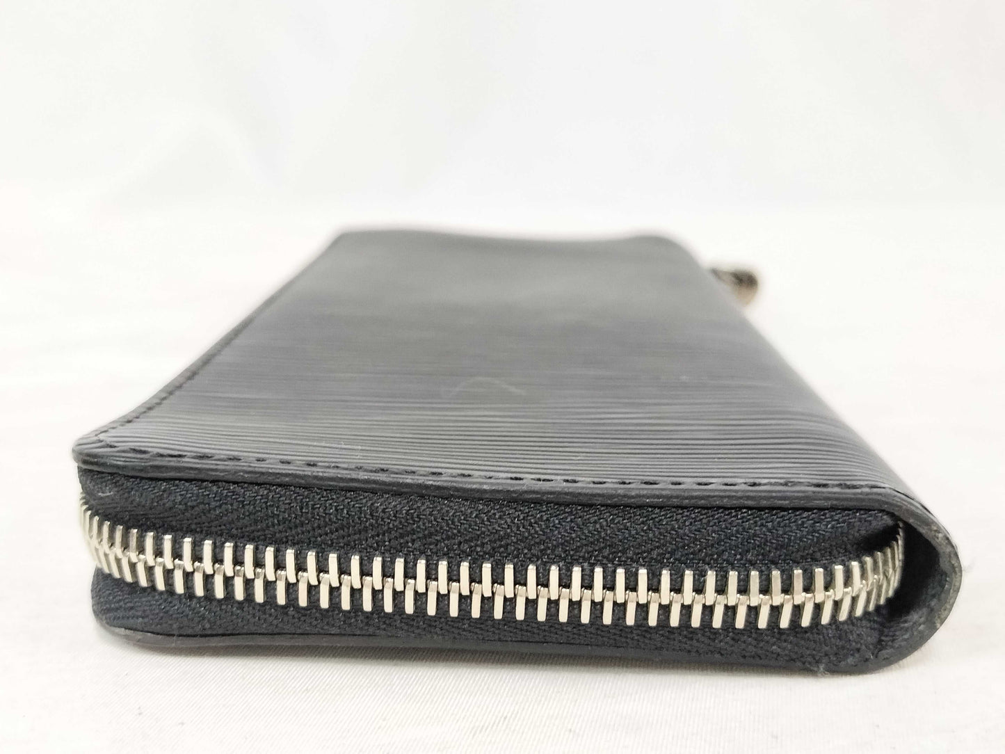 LOUIS VUITTON Epi Louis Vuitton Wallet