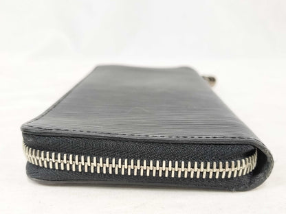 LOUIS VUITTON Epi Louis Vuitton Wallet