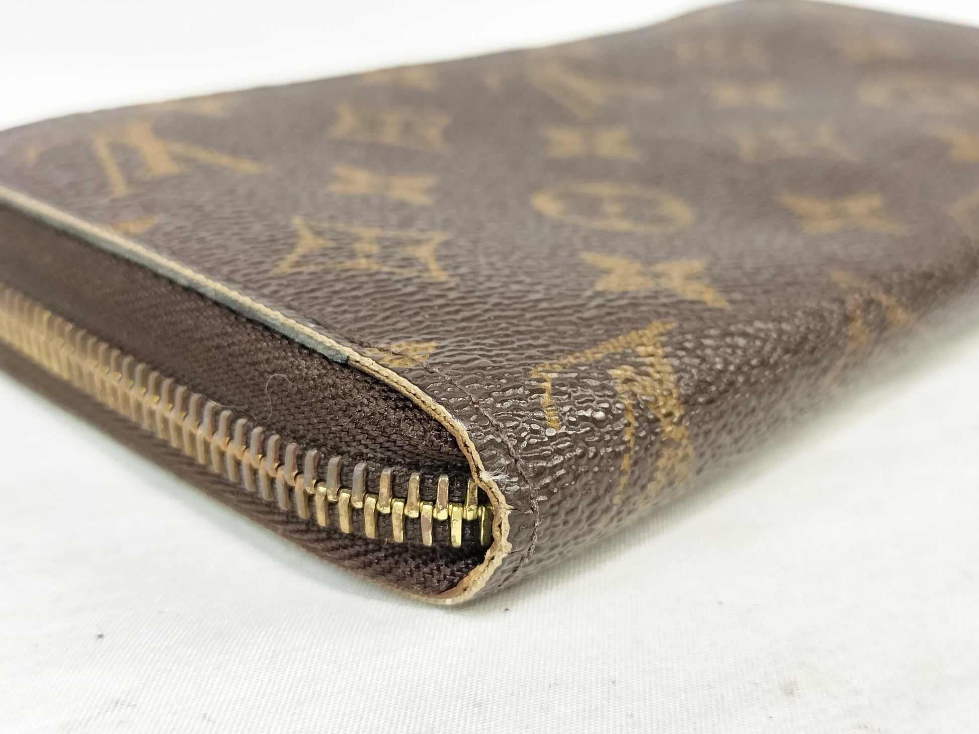 LOUIS VUITTON Monogram Louis Vuitton Wallet