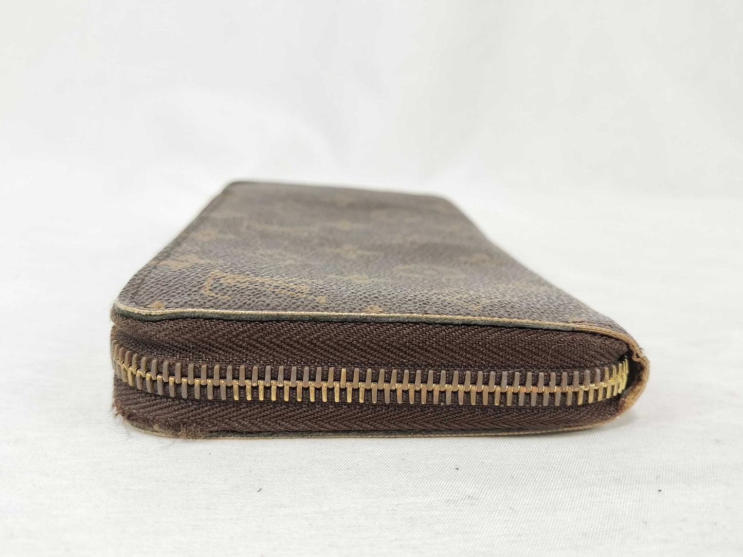 LOUIS VUITTON Monogram Louis Vuitton Wallet