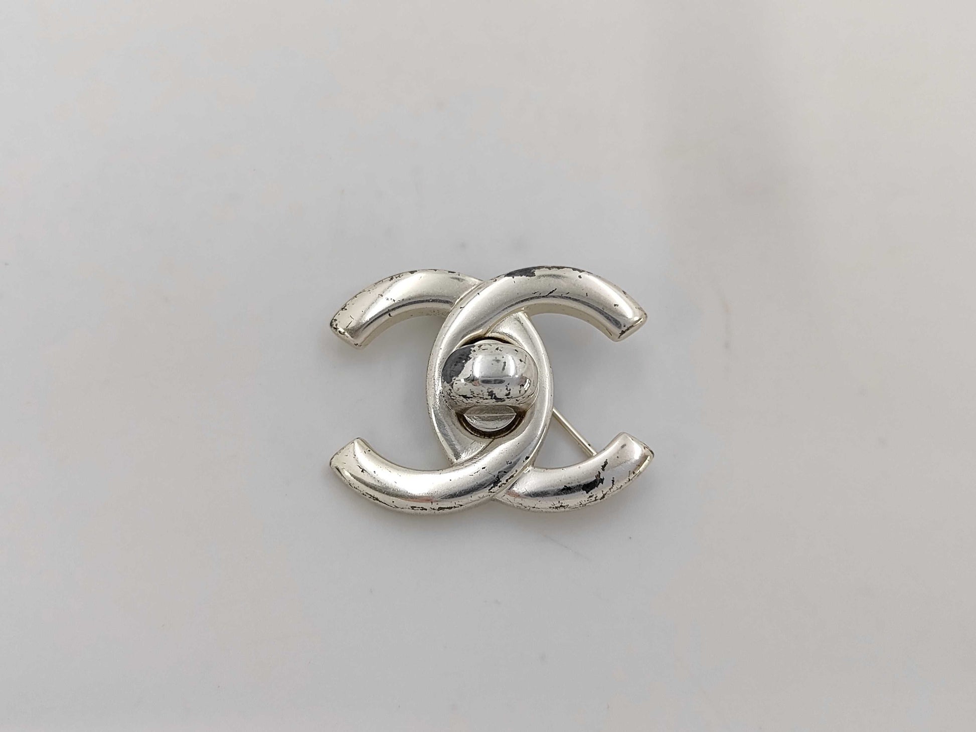 CHANEL Chanel brooch