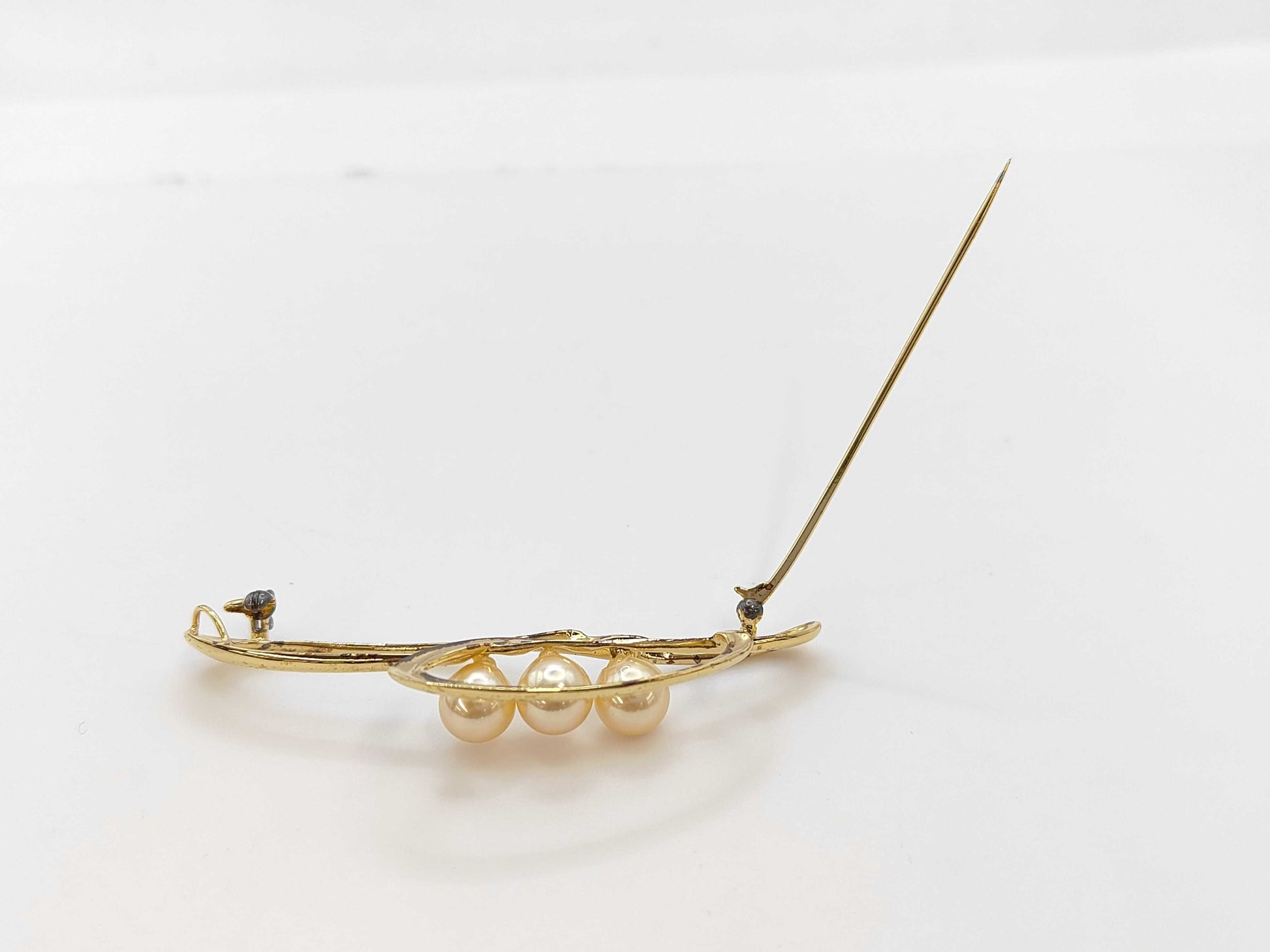 Accessory wink pearl silver engraved brooch Akoya pearl brooch