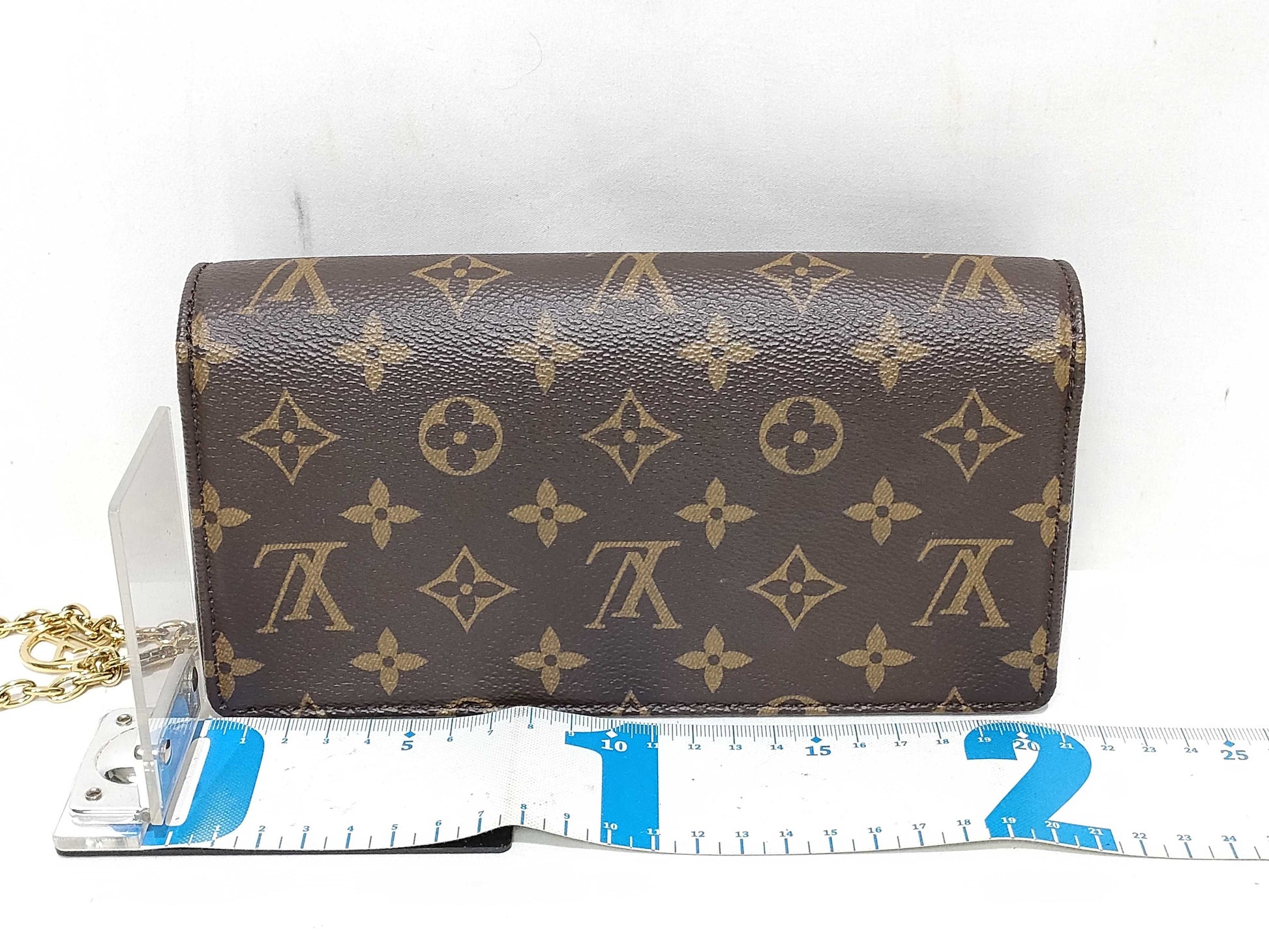 LOUIS VUITTON Monogram Wallet on Chain Lily M82509 RFID Shoulder Bag