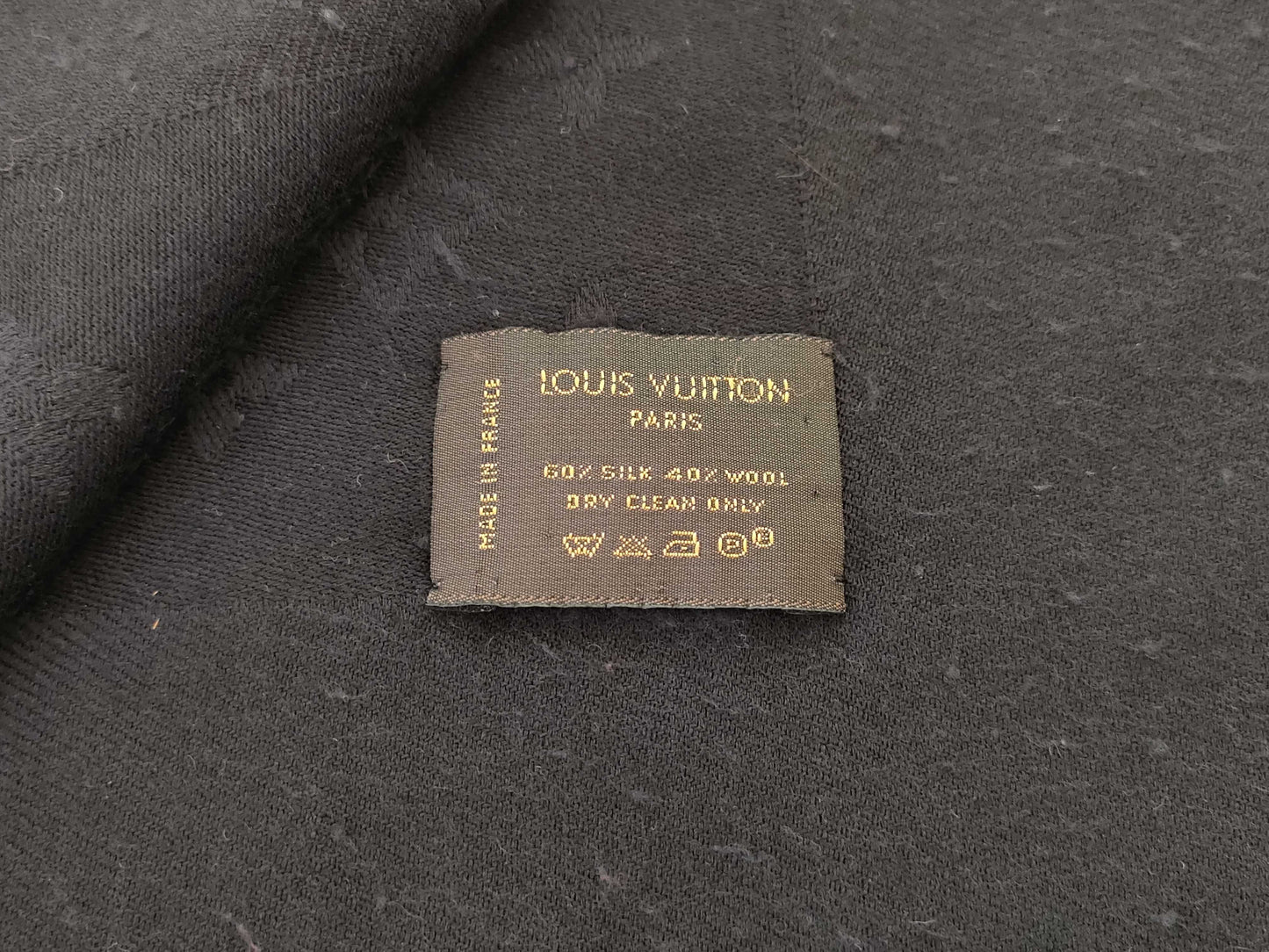 LOUIS VUITTON Monogram Louis Vuitton Scarf 140 Monogram Scarf with Tag