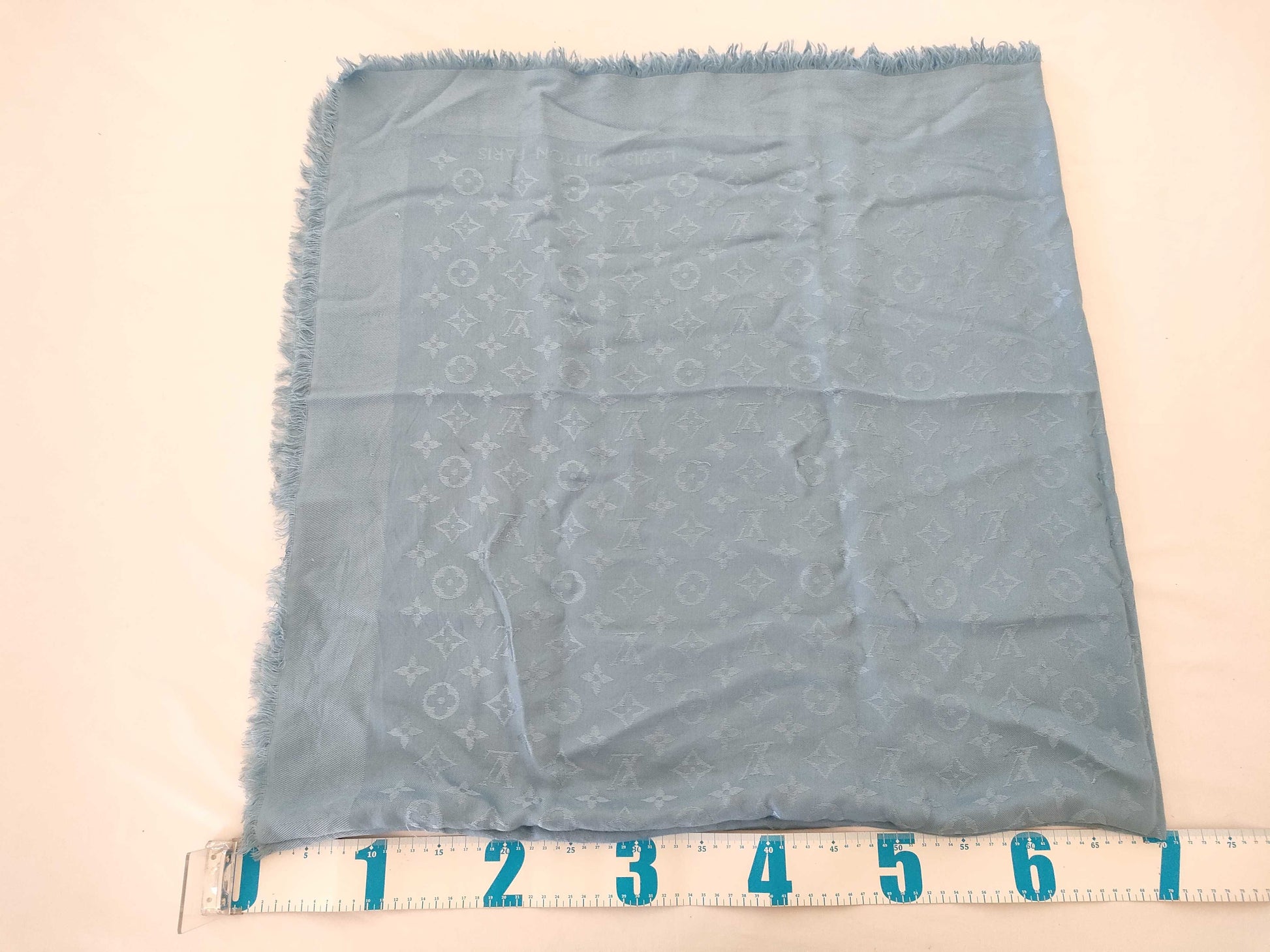 LOUIS VUITTON Monogram Louis Vuitton Scarf 140 Monogram Scarf with Tag