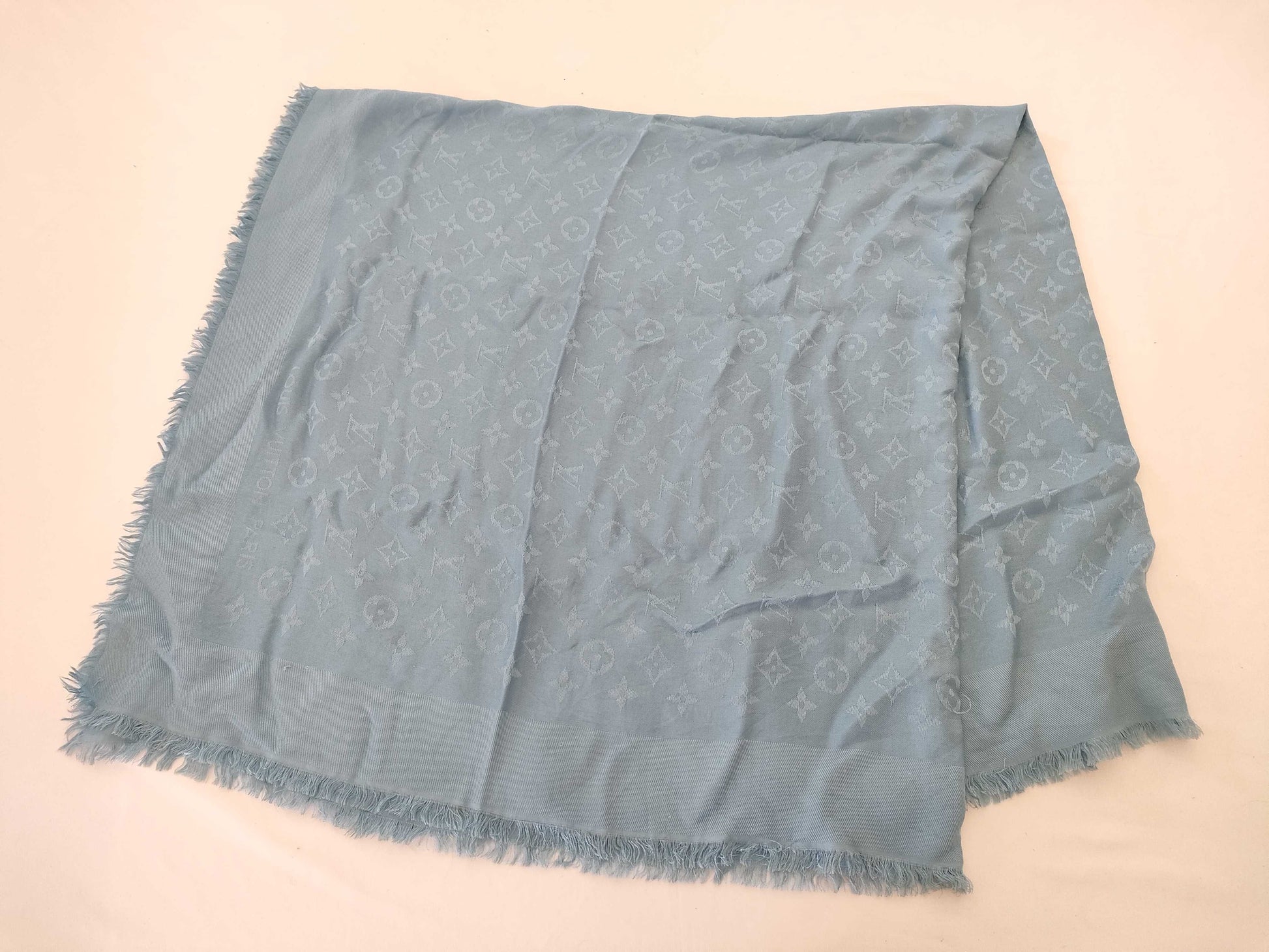 LOUIS VUITTON Monogram Louis Vuitton Scarf 140 Monogram Scarf with Tag