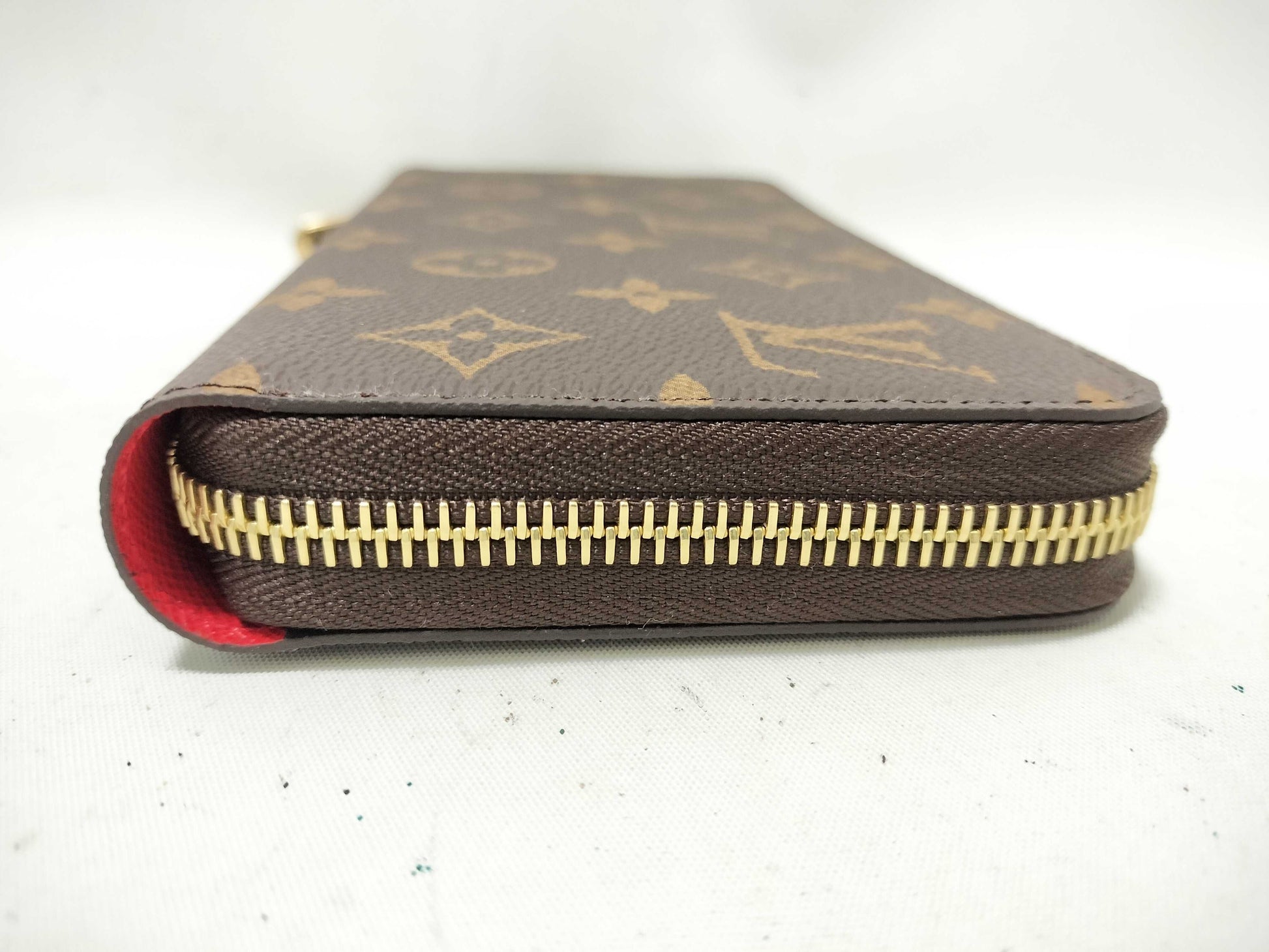 LOUIS VUITTON Monogram LV Zippy Wallet M41896 Wallet