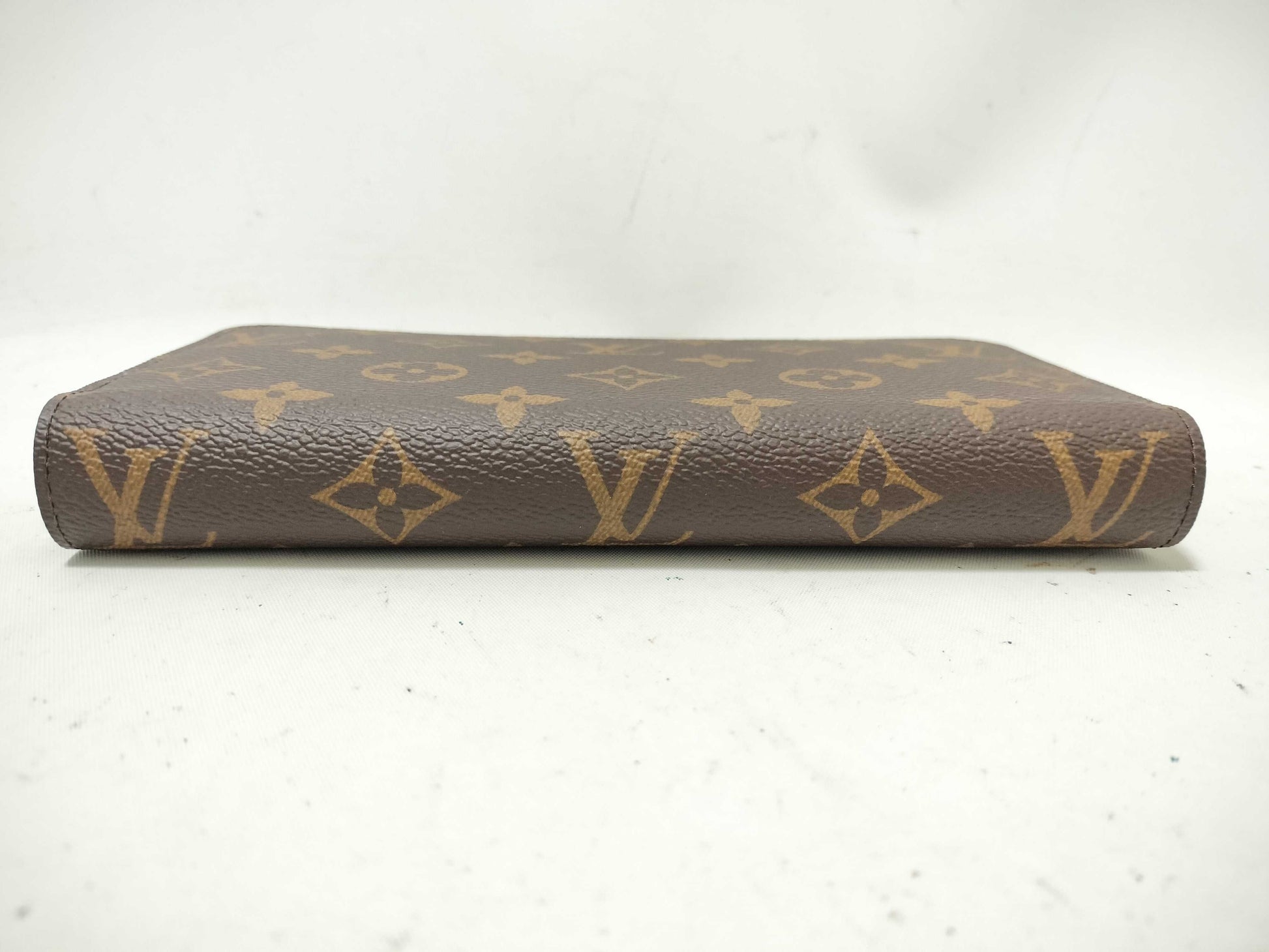 LOUIS VUITTON Monogram LV Zippy Wallet M41896 Wallet