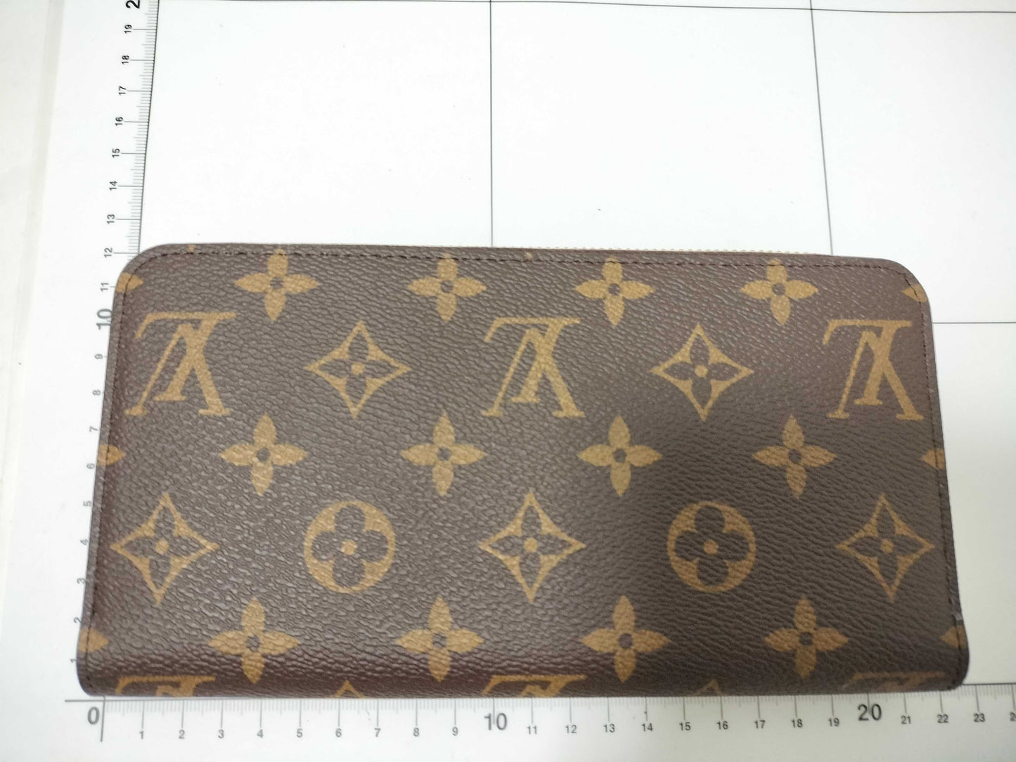 LOUIS VUITTON Monogram LV Zippy Wallet M41896 Wallet