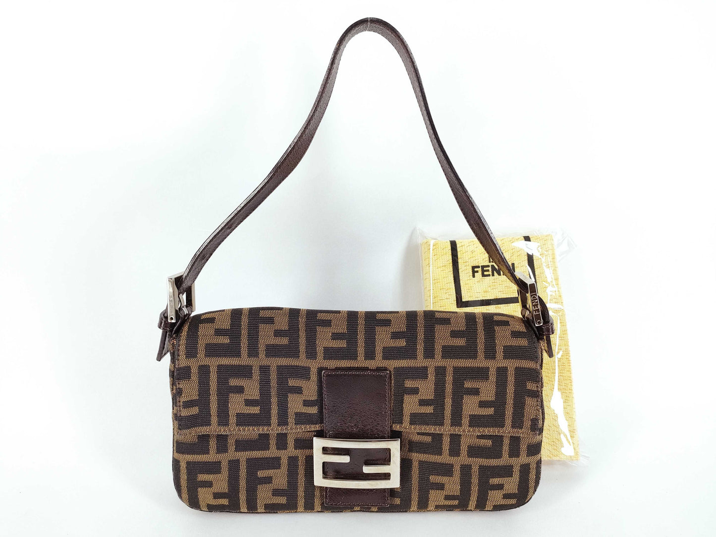 FENDI Mamma Bucket Shoulder Bag