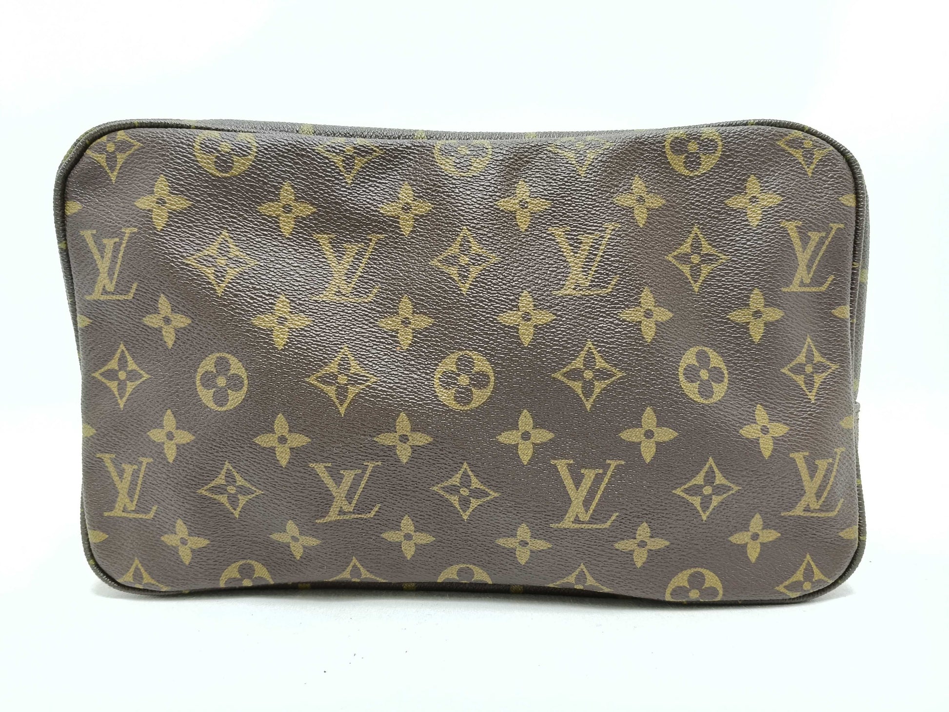 LOUIS VUITTON Monogram True Toilet Monogram Pouch