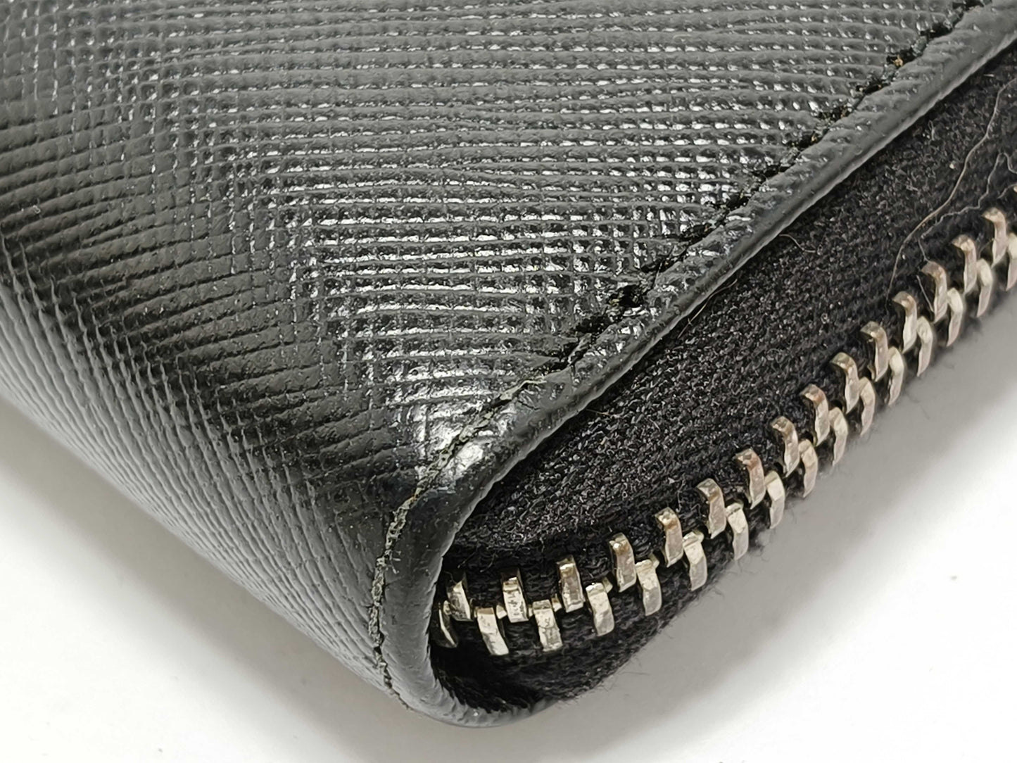 PRADA Saffiano Wallet