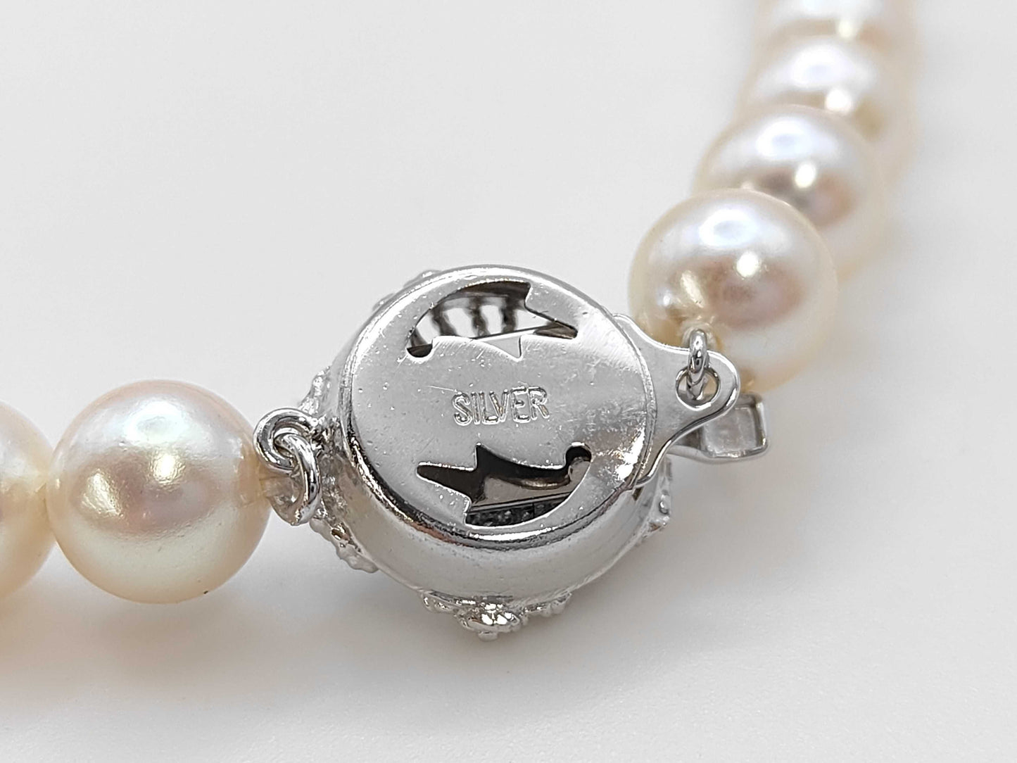 Faux Pearl Sterling Silver 43.4g Necklace 