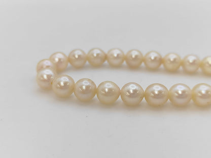 Semi-Round Pearl Necklace, Diameter: Approx. 6.4-6.9mm, 18K Gold, 25.6g 
