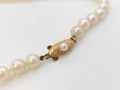 Semi-Round Pearl Necklace, Diameter: Approx. 6.4-6.9mm, 18K Gold, 25.6g 