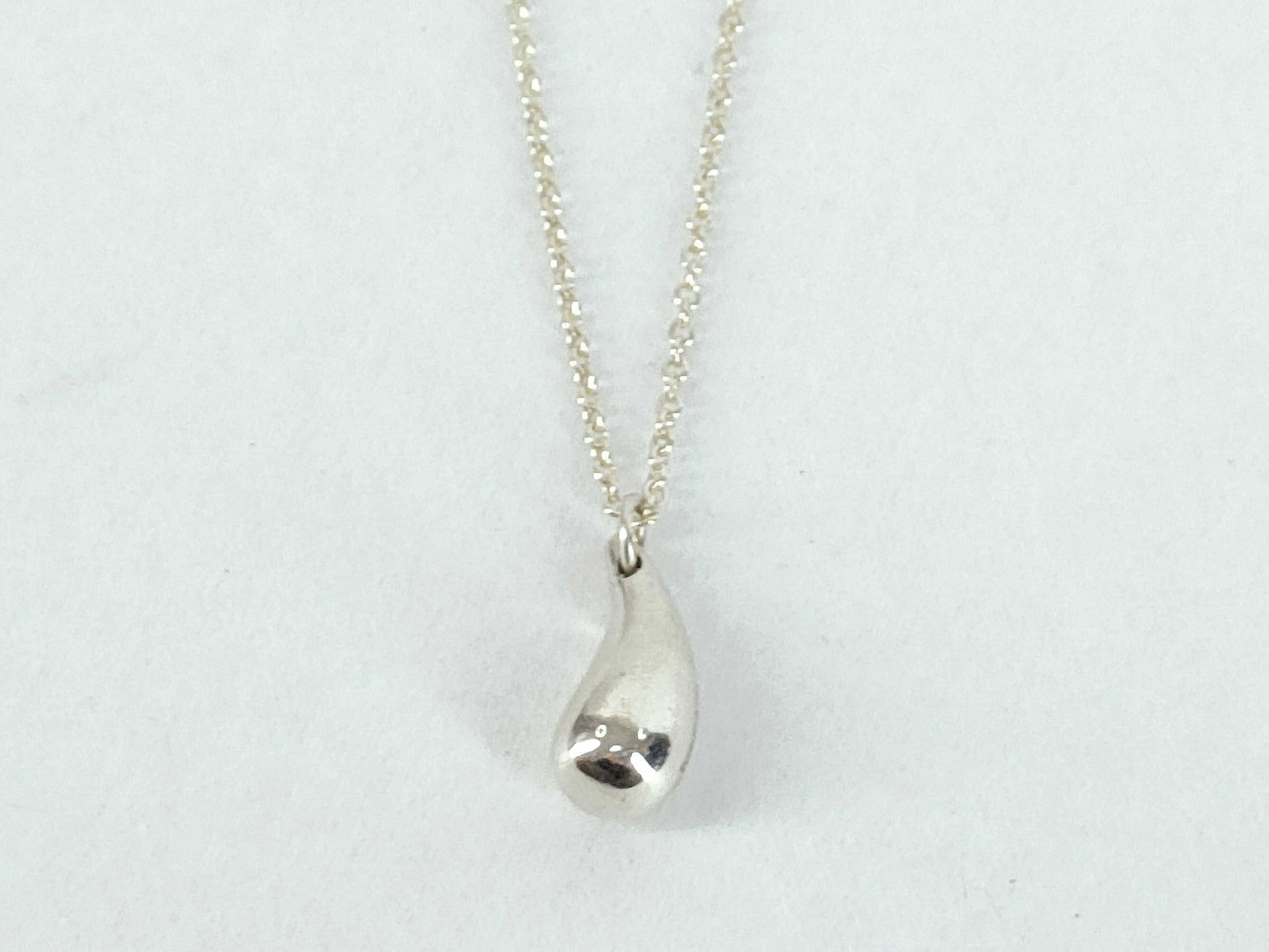 Tiffany & Co. Teardrop Tiffany Necklace Teardrop Necklace