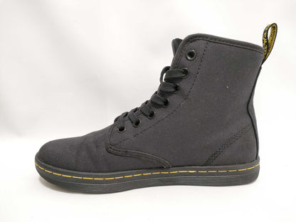 Dr. Martens Shoreditch Eyelet Boots Black with Box Other Shoes