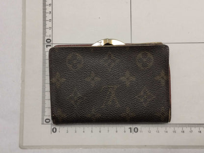 LOUIS VUITTON Monogram Louis Vuitton M61663 Wallet