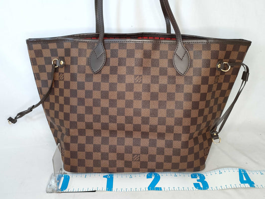 LOUIS VUITTON Damier LV Damier Neverfull Tote Bag